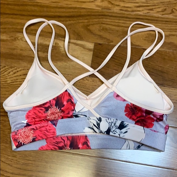 Old Navy Active Sports Bras NWOT - Picture 3 of 7
